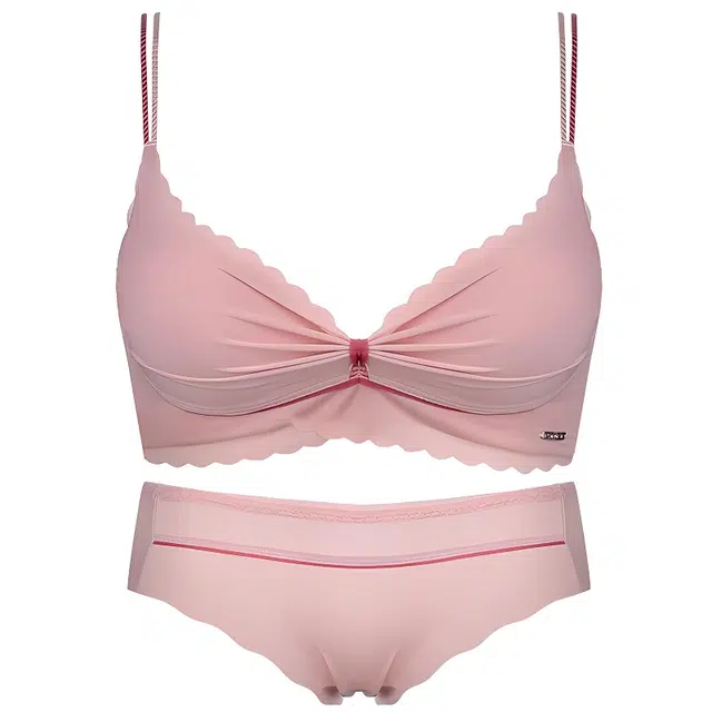 潞优野 甜美小胸聚拢显大无钢圈性感内衣裤套装 女款