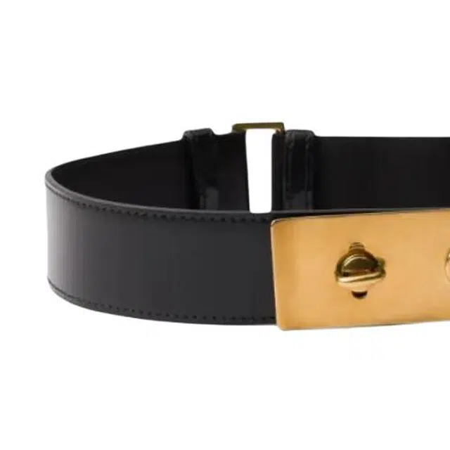 PRADA -