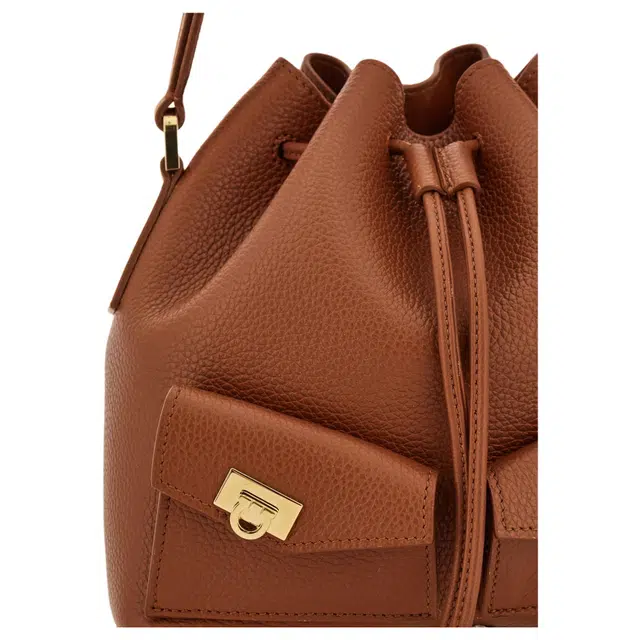 FERRAGAMO Hug
