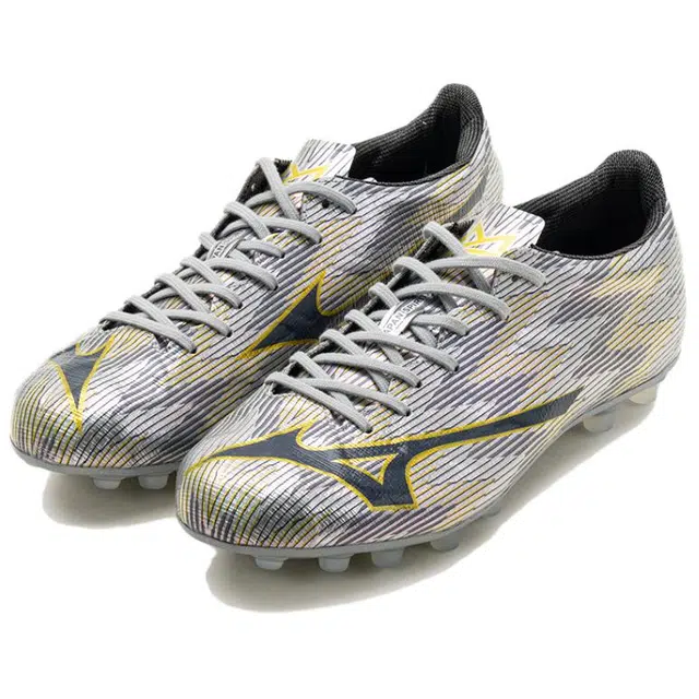 Mizuno alpha 2
