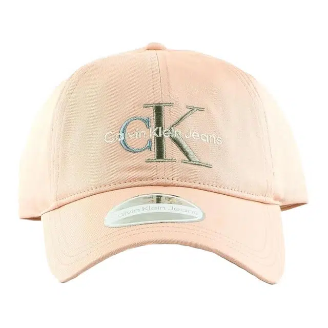 CALVIN KLEIN