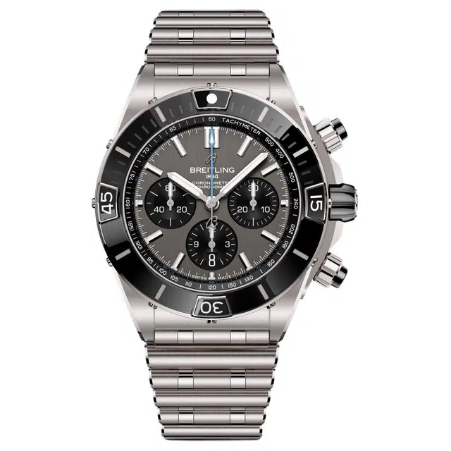 BREITLING 200 44mm
