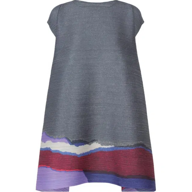 PLEATS PLEASE ISSEY MIYAKE T