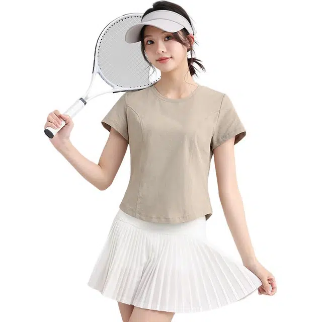 MISS FLY T