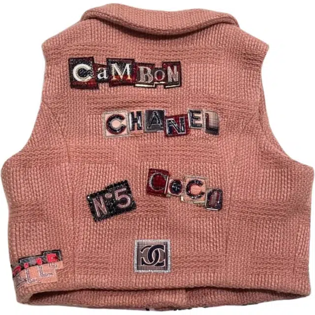 CHANEL 21B
