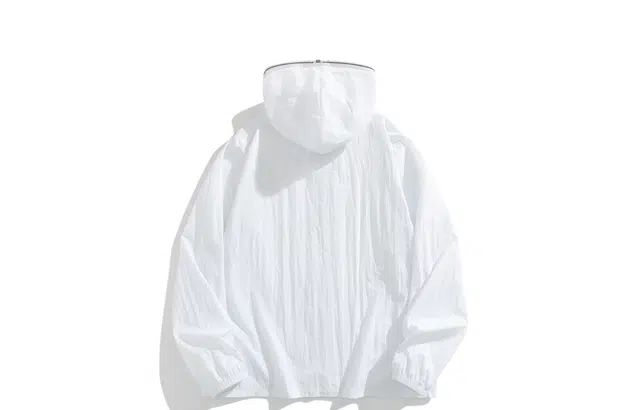 BEENTRILL UPF100+logo