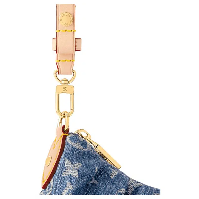 LOUIS VUITTON Pochette Valley Logo Monogram