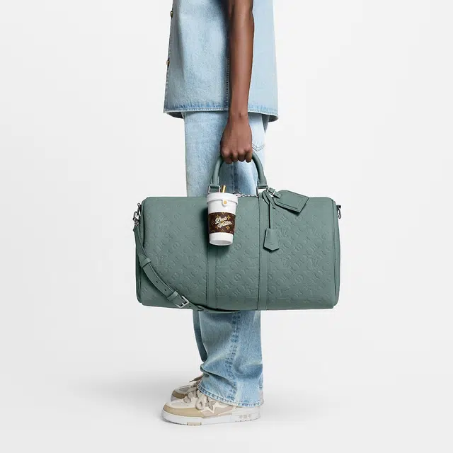 LOUIS VUITTON Monogram