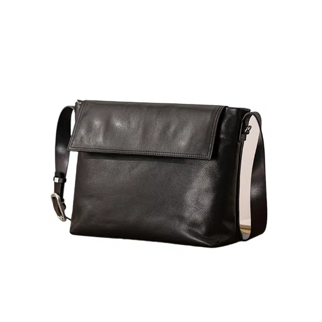 后步 原创日式简约通勤真皮 牛皮 斜挎单肩包 大号 男女同款情侣款 黑色