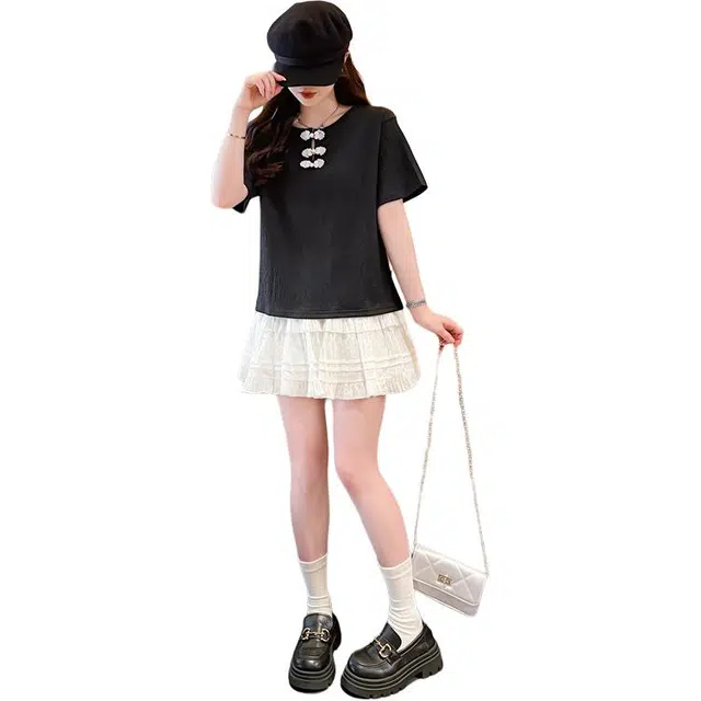 MINETTE T