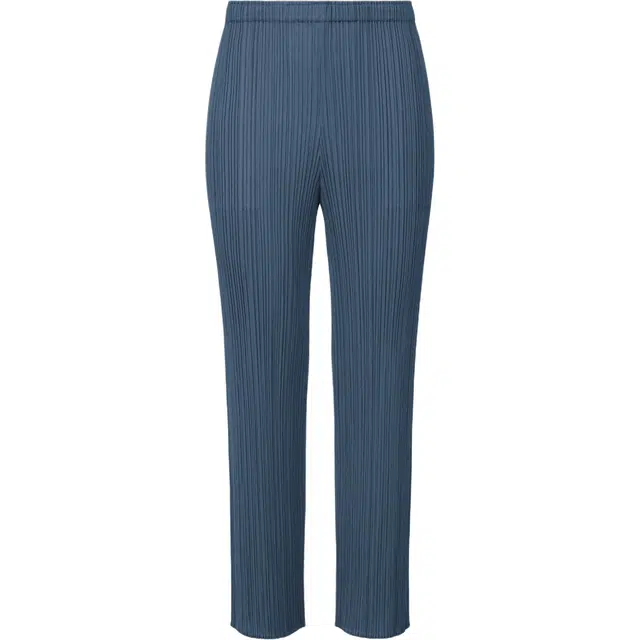 PLEATS PLEASE ISSEY MIYAKE