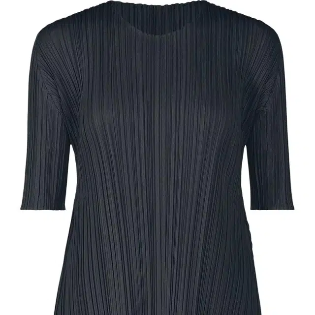 PLEATS PLEASE ISSEY MIYAKE