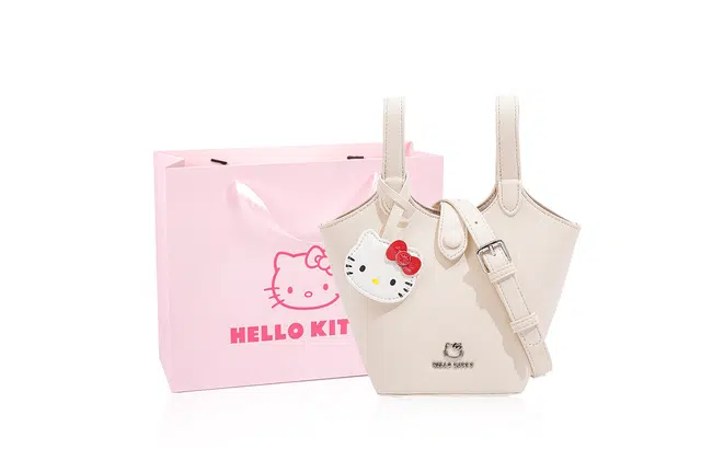 MESUCA Sanrio kitty PU