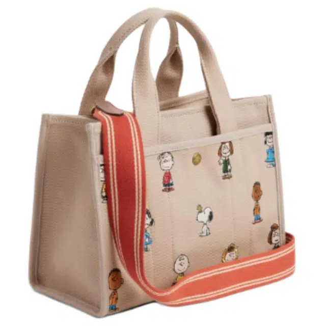 COACH x PEANUTS FRIENDS CARGO 26 Tote