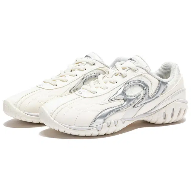 ANTA SNEAKERVERSE Thorn