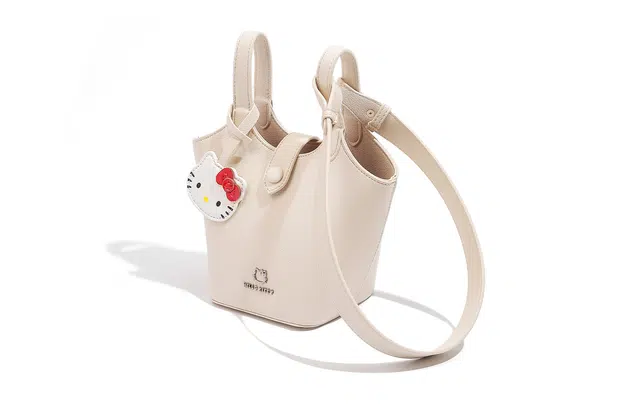 MESUCA Sanrio kitty PU