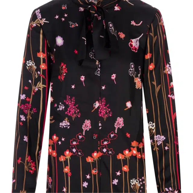 RED VALENTINO