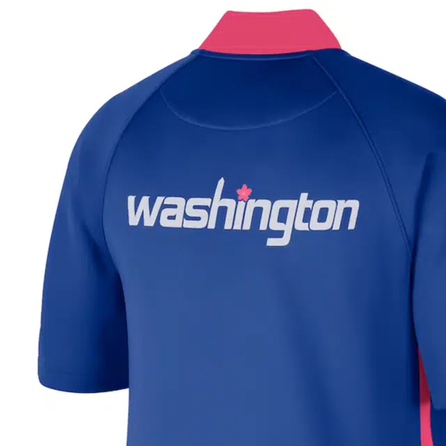 Nike Showtime Raglan Short Sleeve Full-Snap Jacket logo