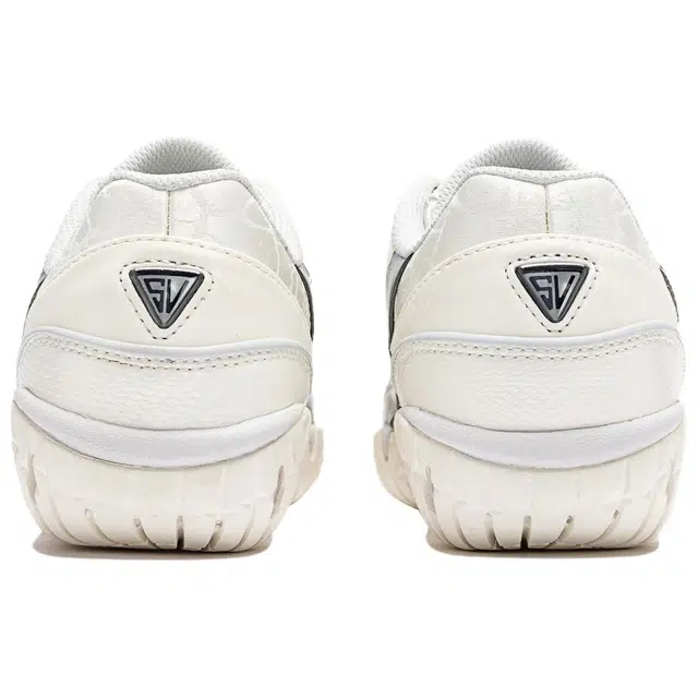 ANTA SNEAKERVERSE Thorn