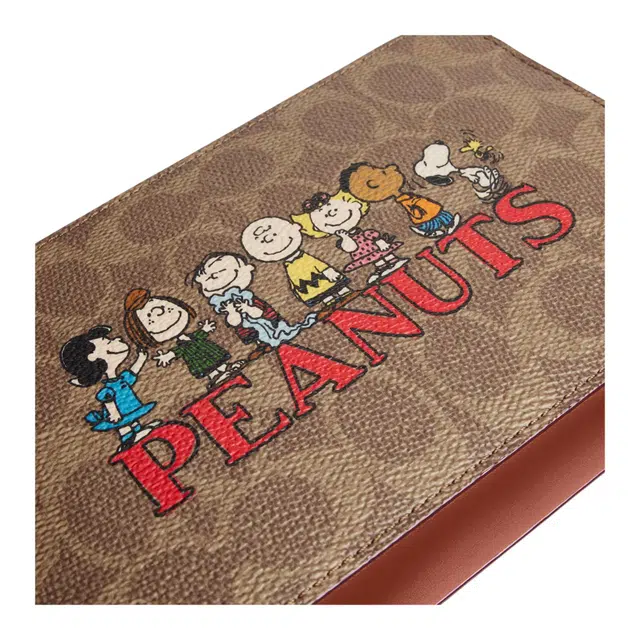 COACH x PEANUTS Signature CHARTER 19 Logo