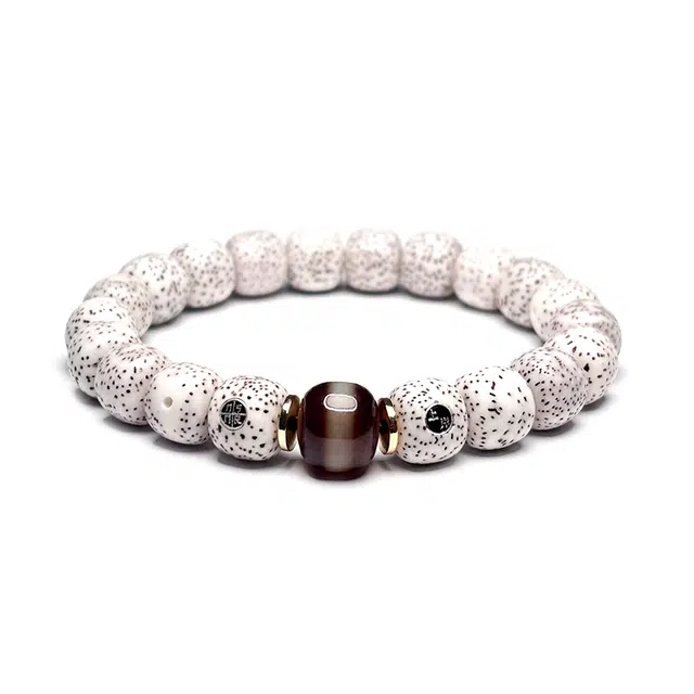 MOUNTAINS AND MANS 925