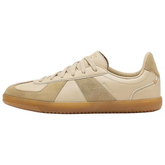 Skechers Court Classics