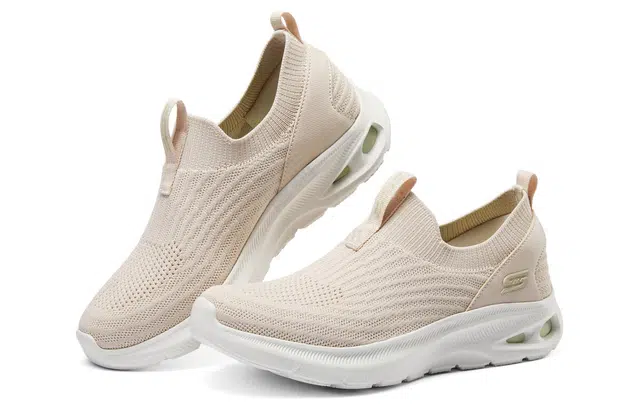Skechers