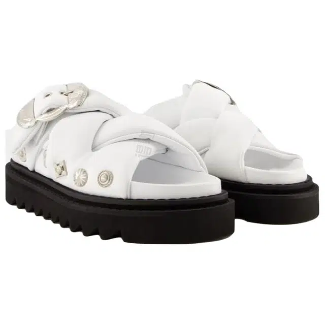 Toga Pulla