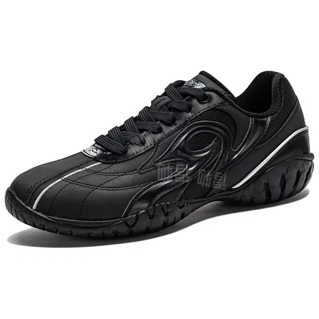 ANTA SNEAKERVERSE Thorn
