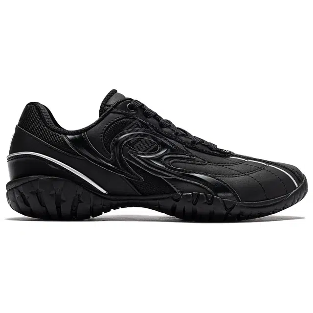 ANTA SNEAKERVERSE Thorn
