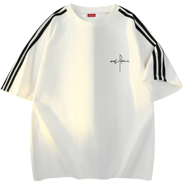 maxim's de paris logoT