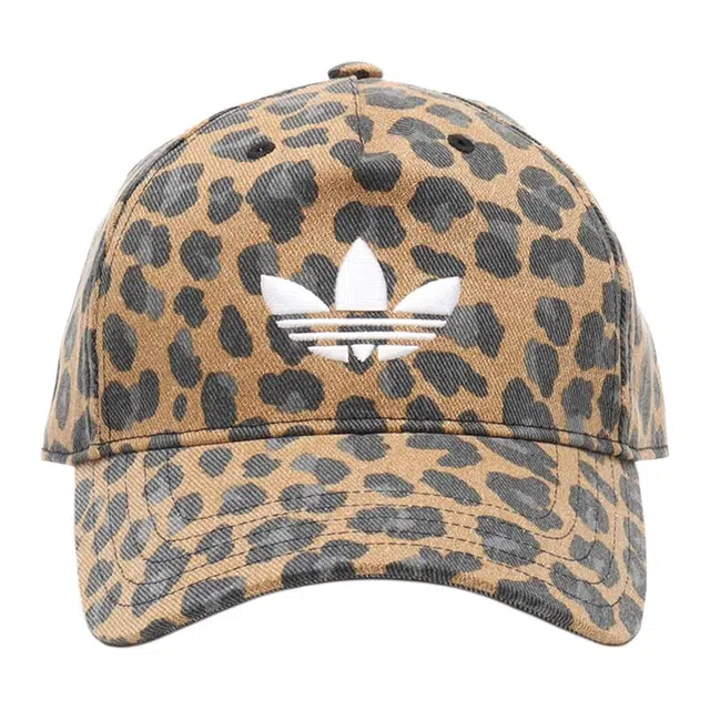 adidas -