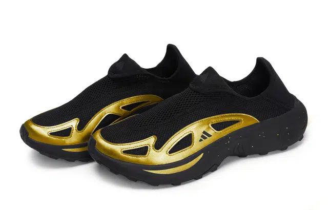adidas FC WALKER 811
