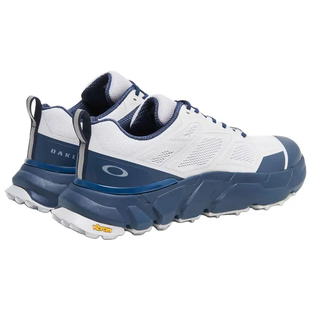 Oakley Light Breathe