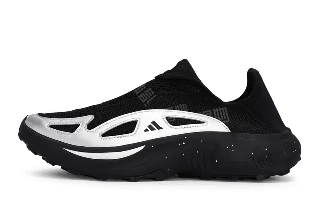 adidas FC WALKER 811