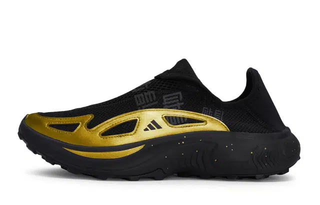 adidas FC WALKER 811