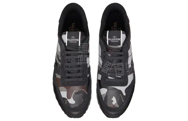 Valentino One Stud PU