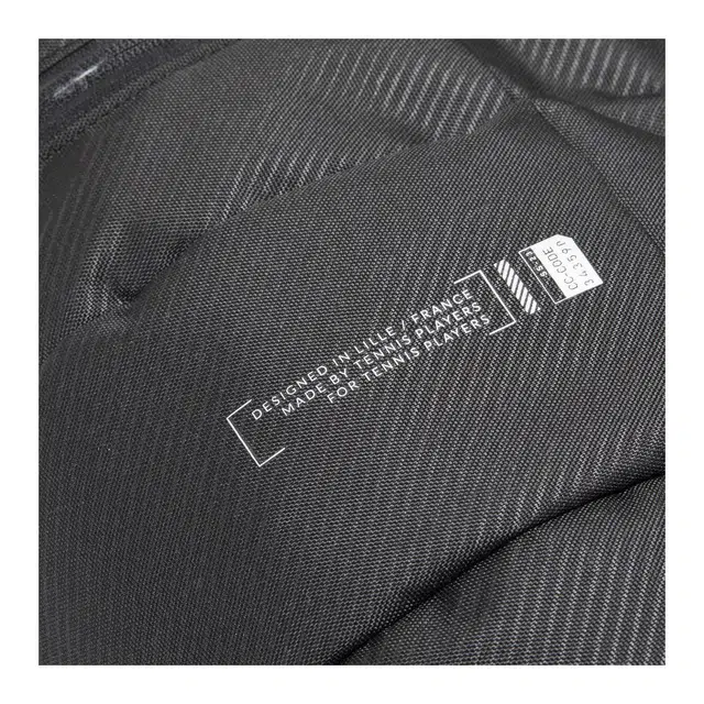 DECATHLON Artengo 65L Logo