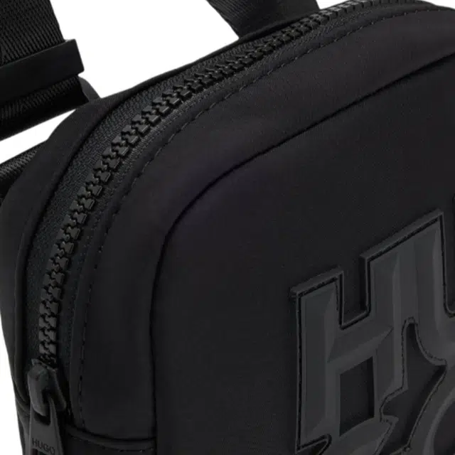 HUGO BOSS