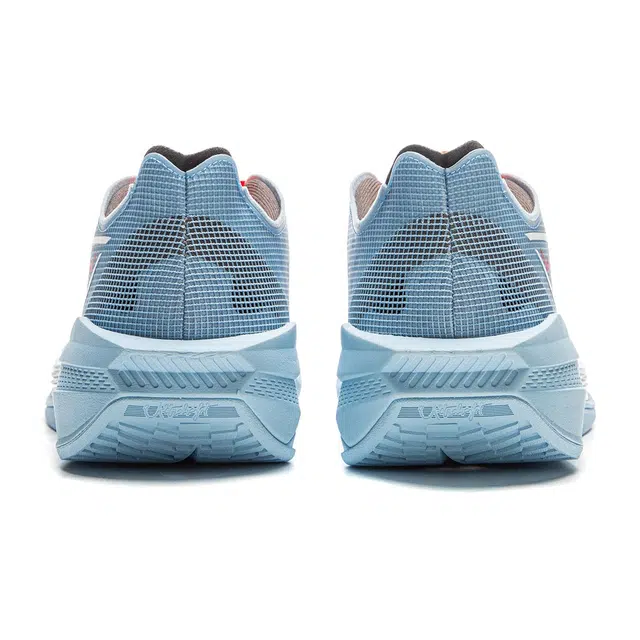 LiNing ULTRALIGHT 2025