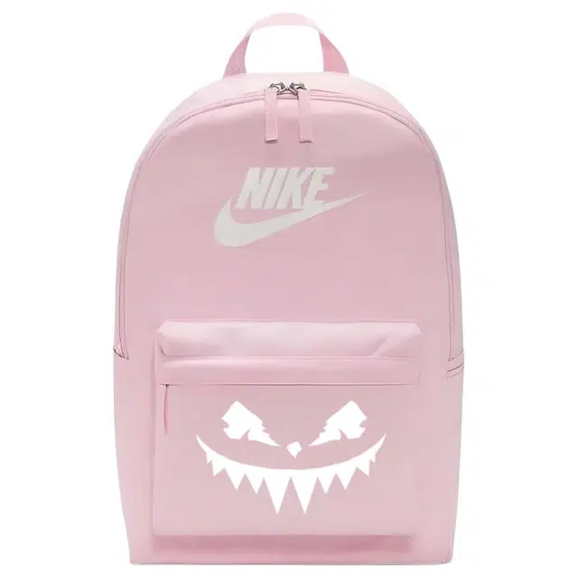 Nike Heritage Logo