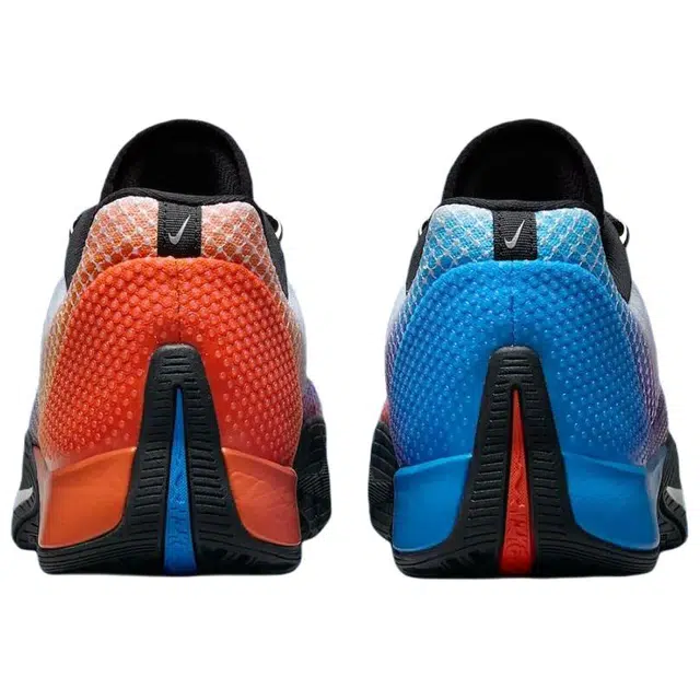 Nike S.T. Flare