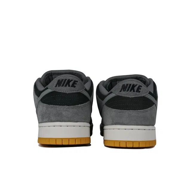 Nike Dunk SB "Dark Smoke Grey"