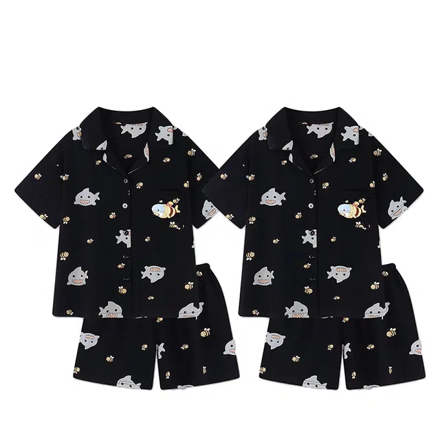 俏韵 翻领卡通蜜蜂鲨鱼家居服可外穿短袖三分裤睡衣套装 男女同款