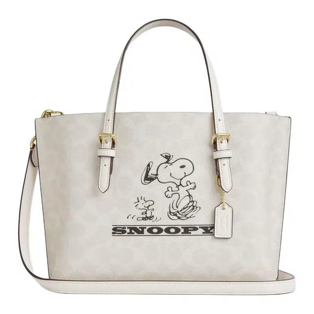 COACH x PEANUTS Mollie 25 SNOOPY Tote