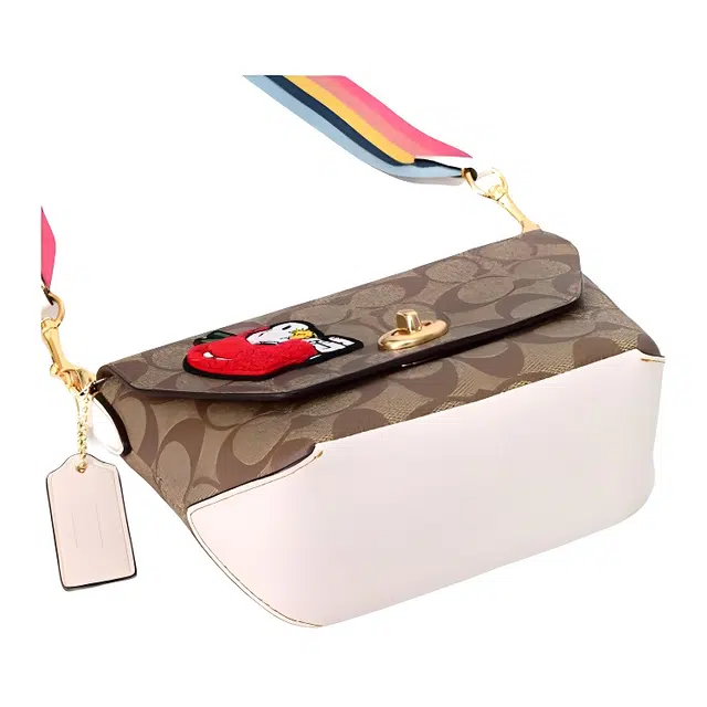COACH x Peanuts Snoopy karlee 23