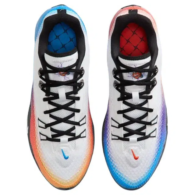 Nike S.T. Flare