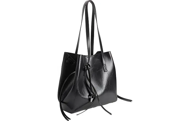 URBAN REVIVO Tote