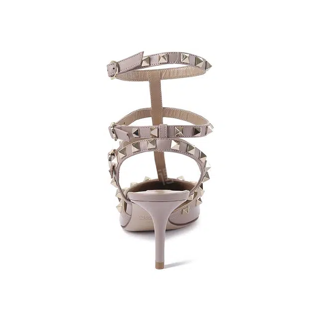 Valentino ROCKSTUD 6.5cm