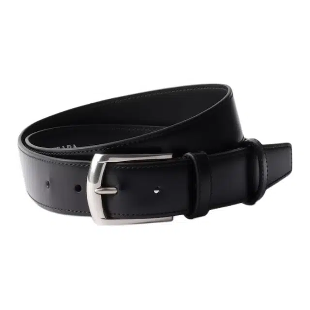 PRADA - -